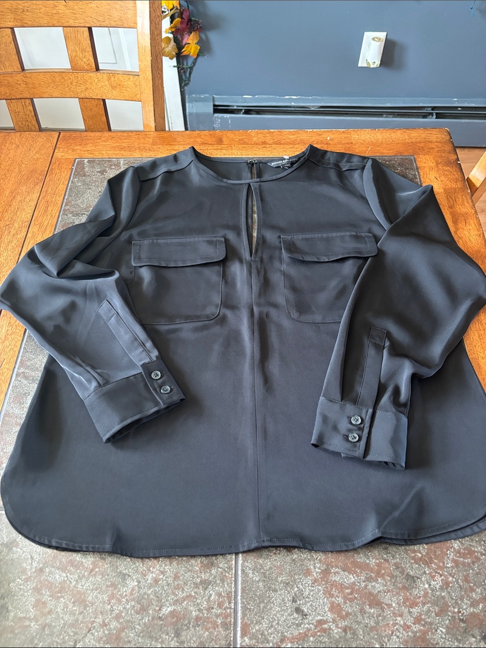 Banana Republic Black Long-Sleeve Keyhole Pocket Blouse